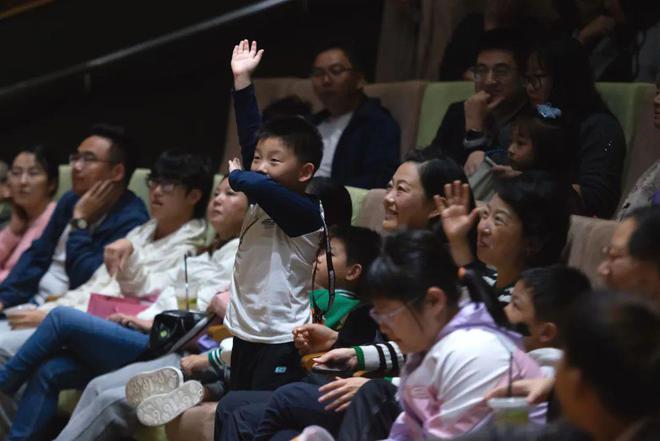 ky开元棋牌看国际顶尖魔术就在杨浦！这场展演带你踏上“魔法之旅”